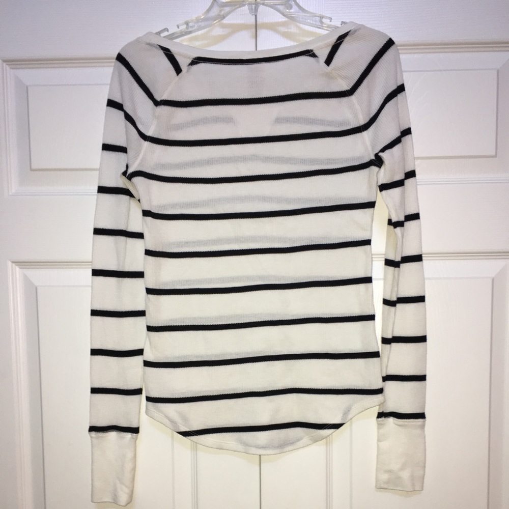 🆕PINK VICTORIA SECRET TOP-CUTE & COMFORTABLE nwot - Picture 4 of 7